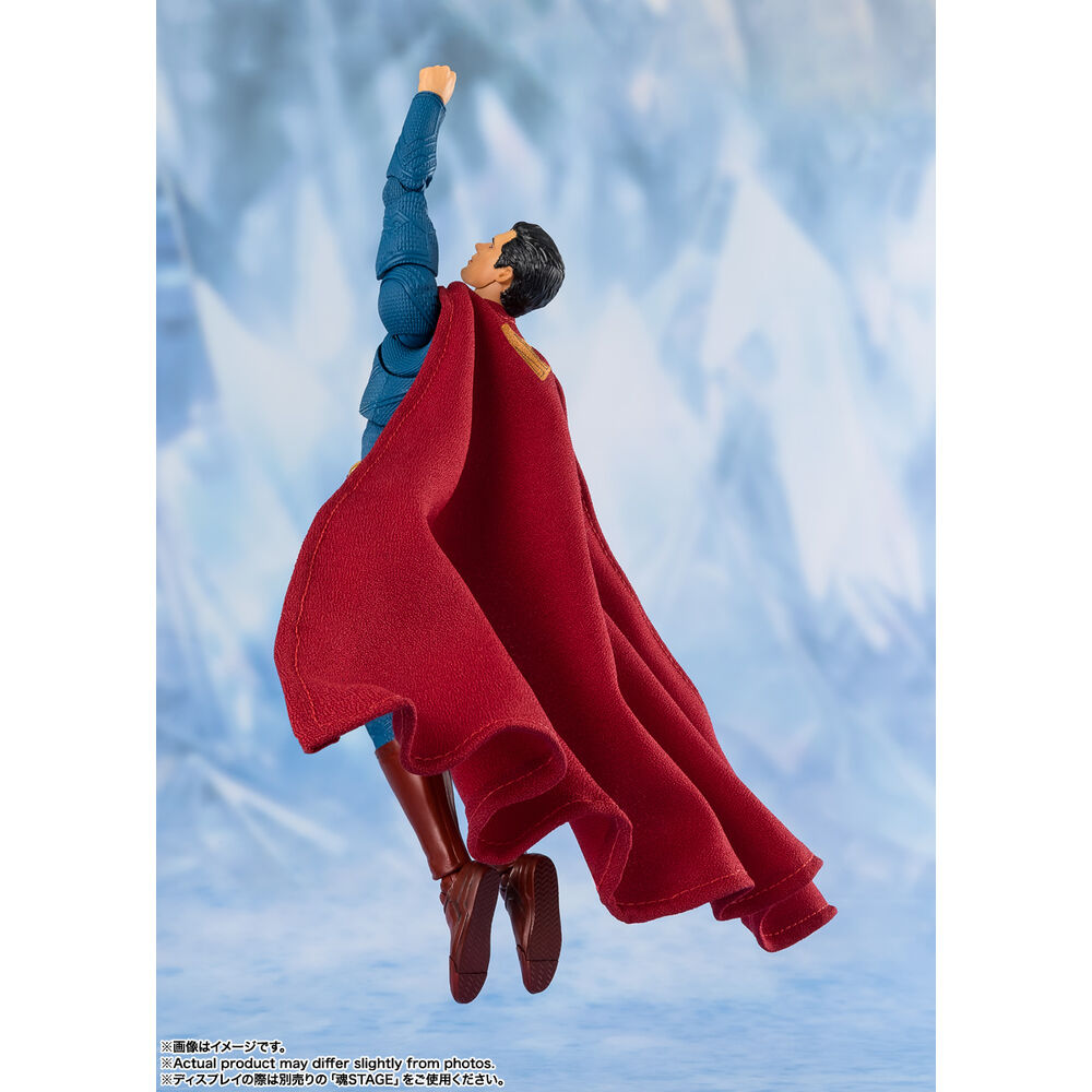 S H  Figuarts Superman 2025 Figur  DC Comics  16 cm