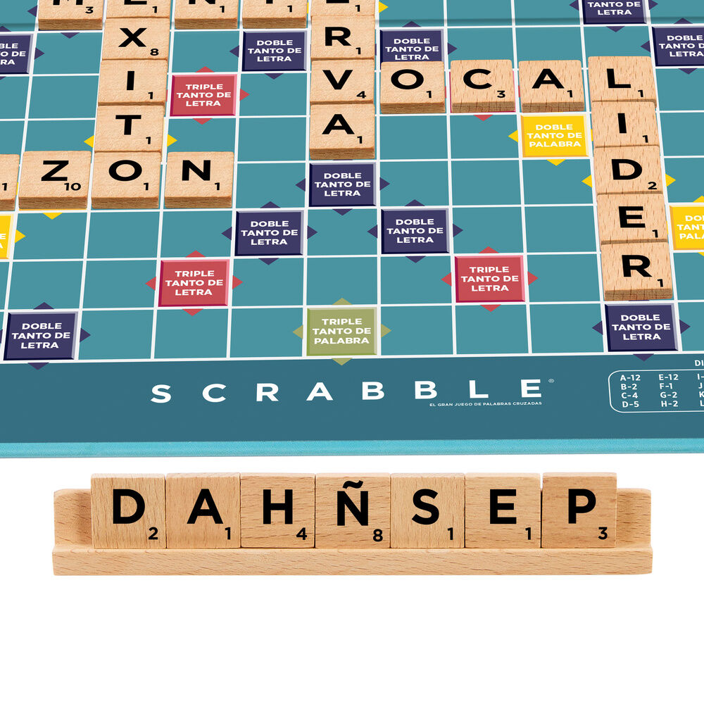 Scrabble Core Wood board game (Spanish)