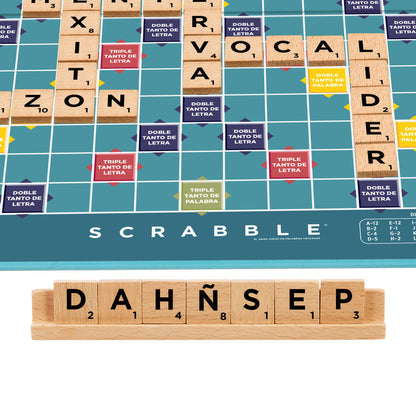 Scrabble Core Wood board game (Spanish)