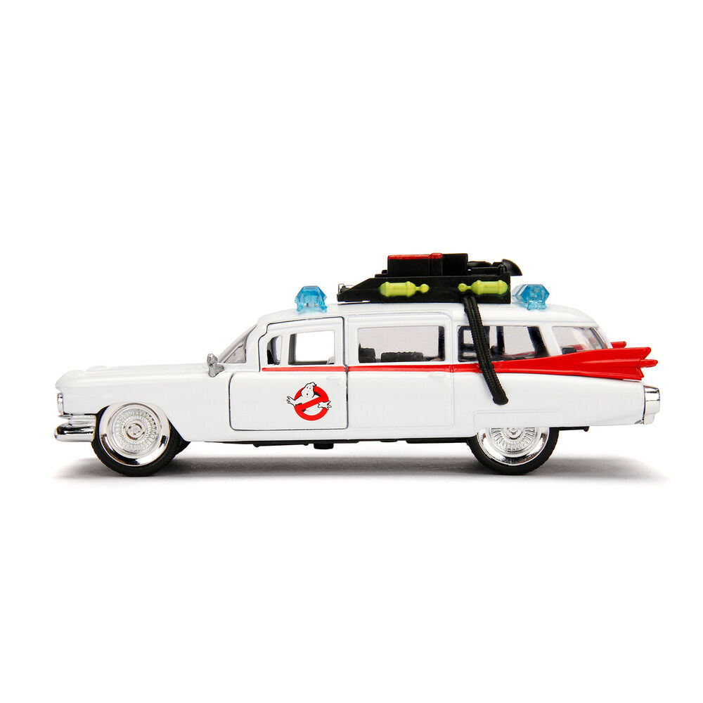 Replica dell'auto Ecto 1 dei Ghostbusters