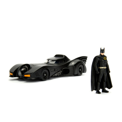 Batman figure blister pack + Batmobile metal car DC Comics