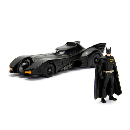 Batman figure blister pack + Batmobile metal car DC Comics
