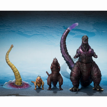 set figures sh monsterarts the second form & third form & giant unidentified creature godzilla