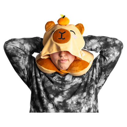 Oreiller de voyage à capuche Duke le Capybara Hoodeazzz