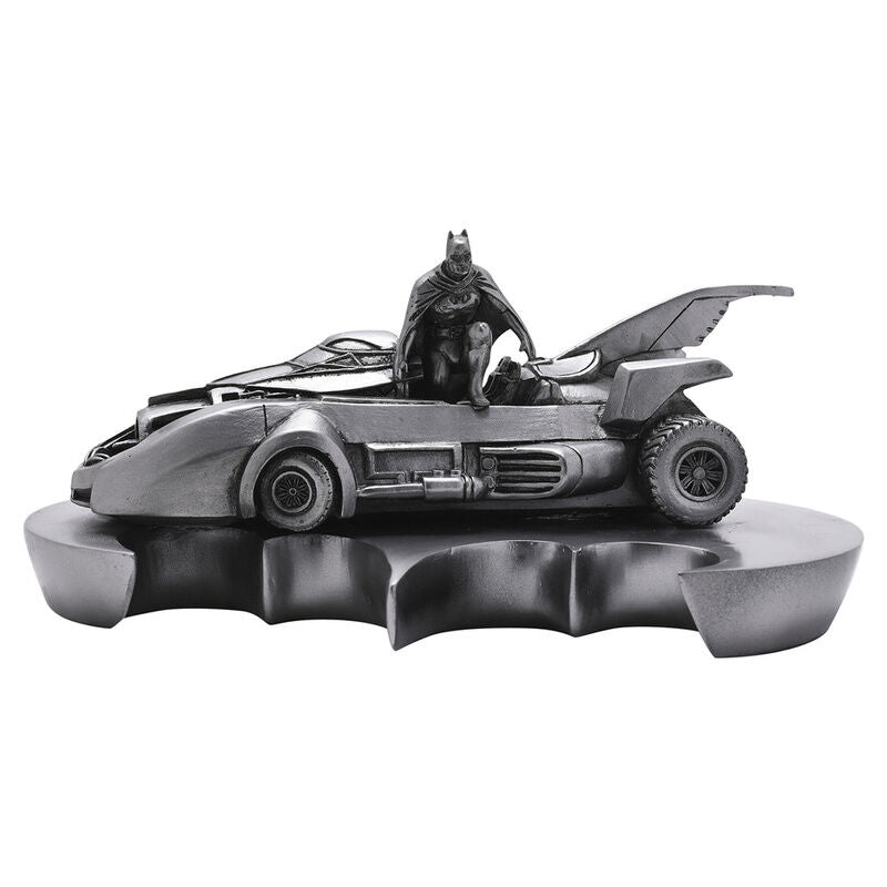 Figura do Batmóvel e Batman da DC Comics