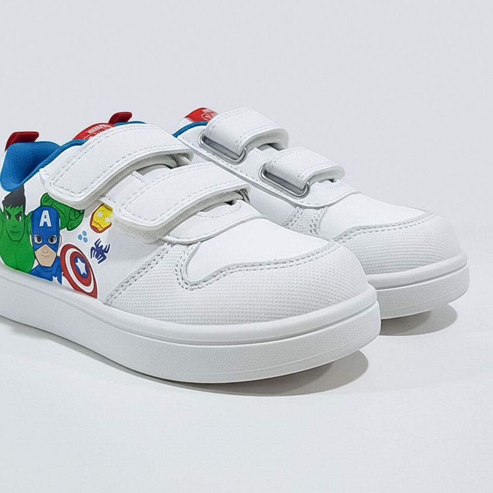 Spidey e le sue scarpe da ginnastica Marvel Super Team