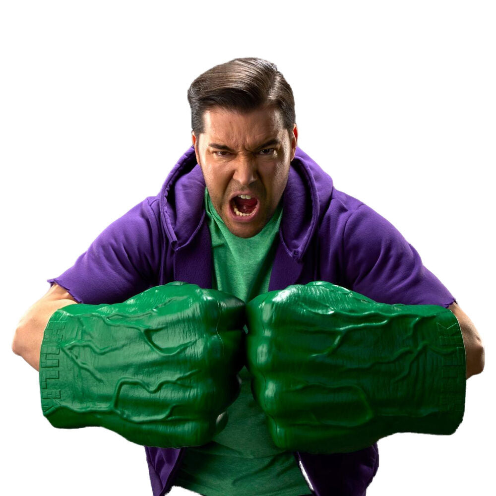 Premium Fäuste aus der Marvel Legends Serie „Der unglaubliche Hulk“