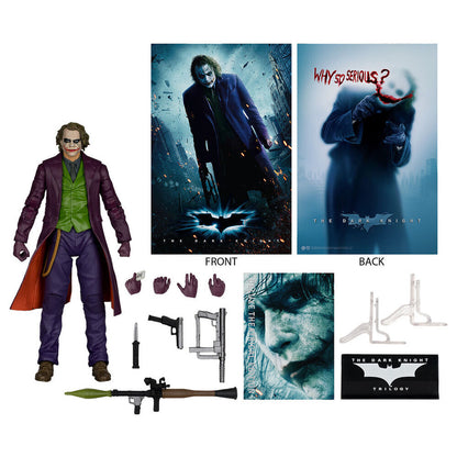 Figura do Coringa Edição de Luxo para Cinema Batman: O Cavaleiro das Trevas Ressurge DC Comics 18cm