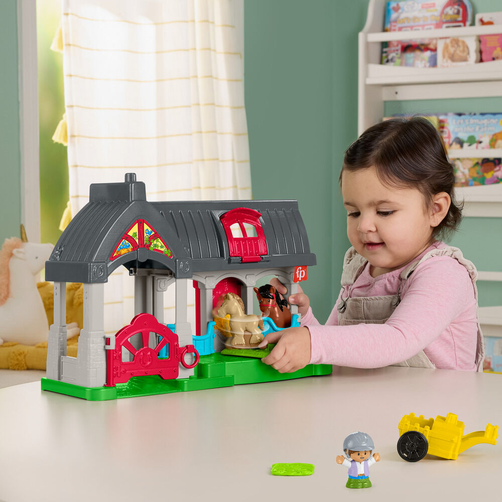 Our Friends the Horses Stable Little People Collector