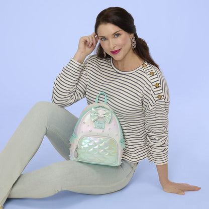 Sac à dos nacré irisé La Petite Sirène Disney Loungefly 26 cm