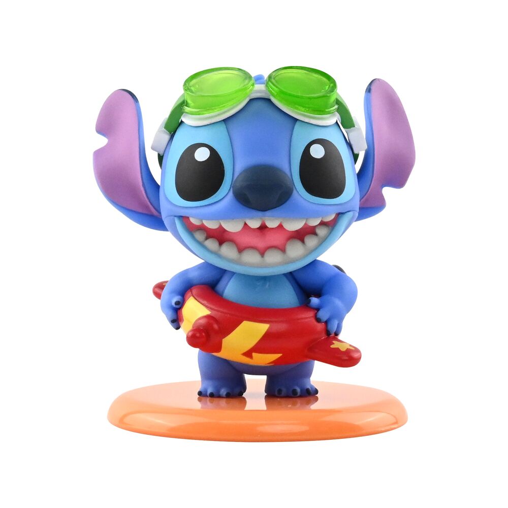 Figura sorpresa de Stitch de Cosbi en la colección navideña de Stitch de Disney