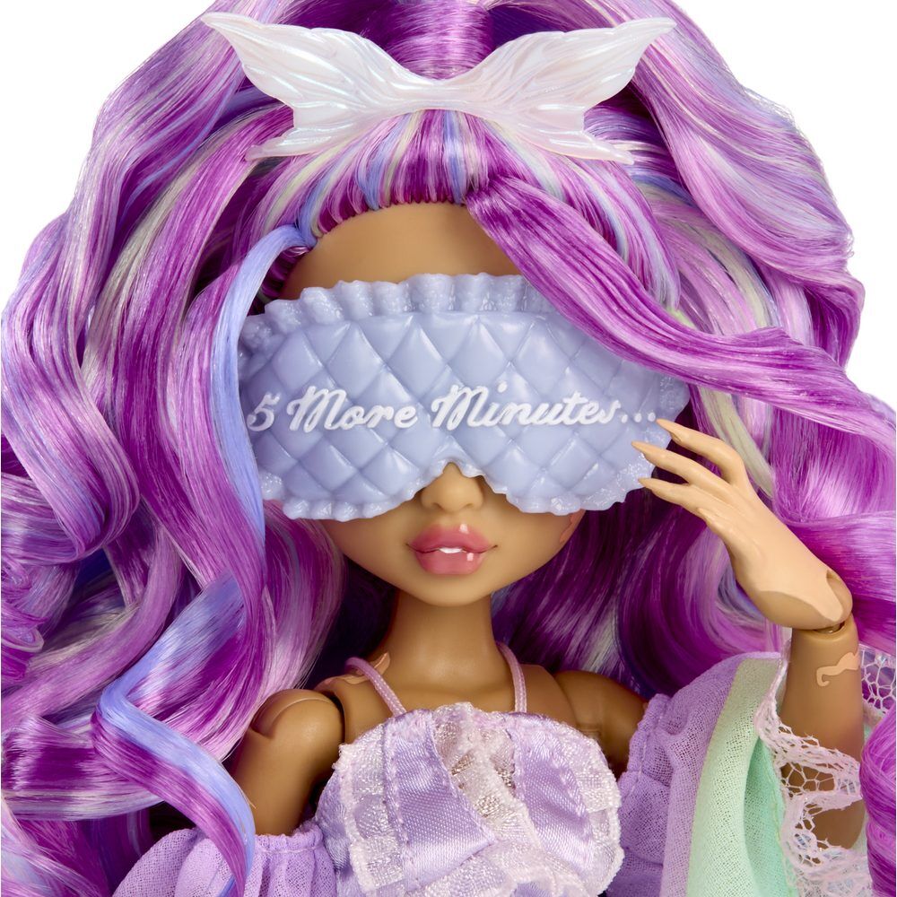 Luna Skye Dreamy MirrorMi Doll