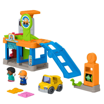 Little People Gas Station