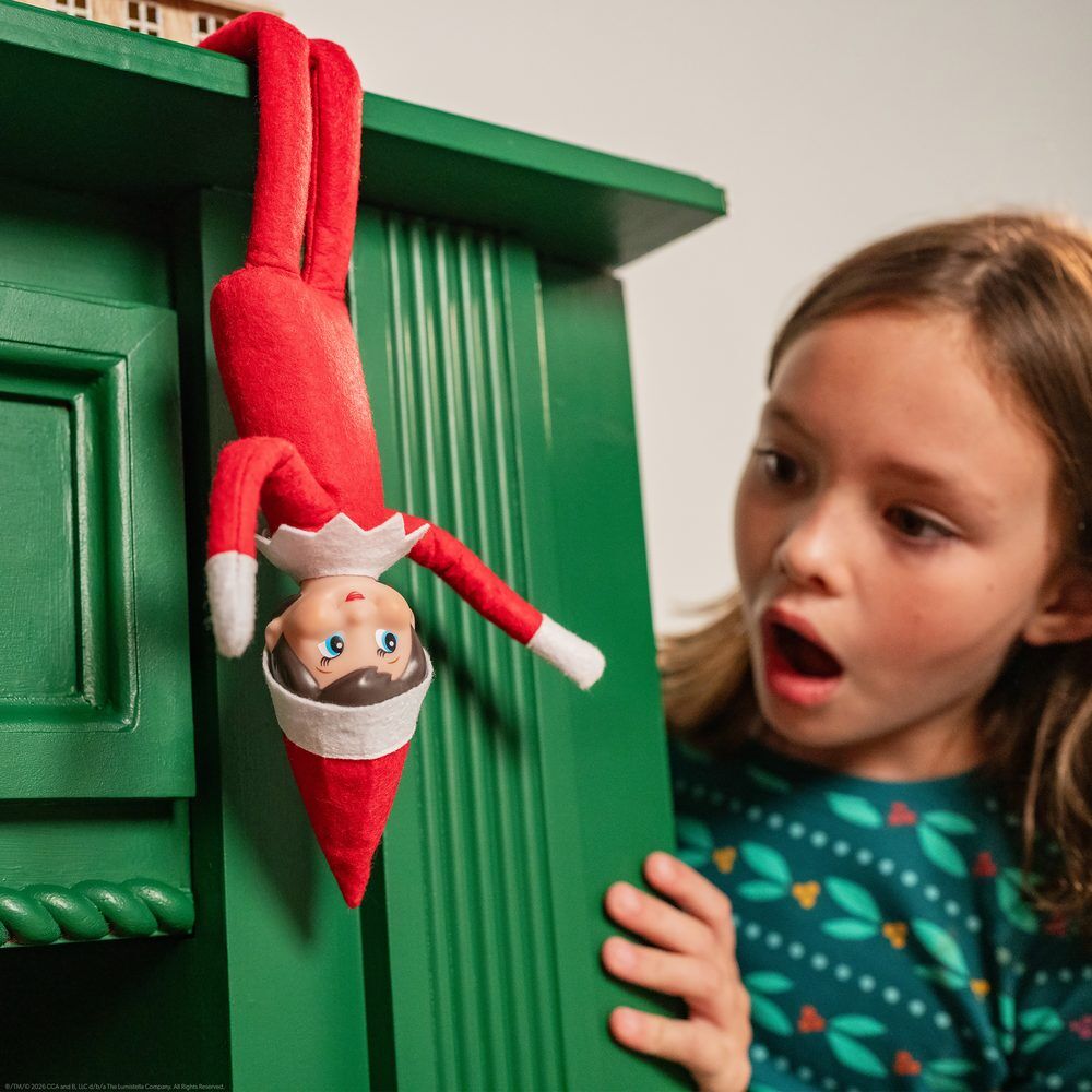 The Elf On the Shelf Articulated Girl Doll Story Set (Spanish)