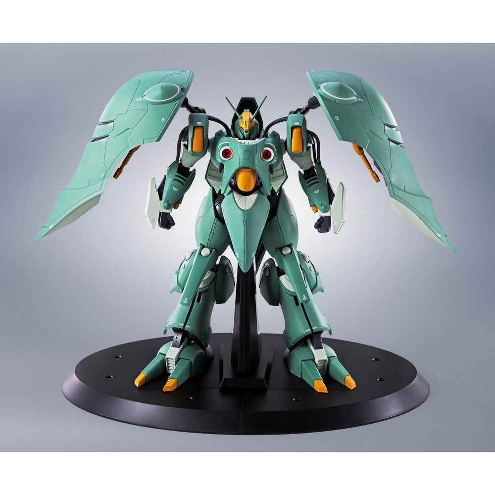 Quin-Mantha Marking Plus Gundam Figure