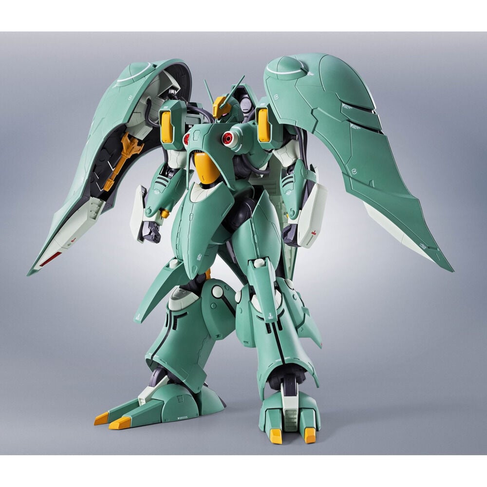 Quin-Mantha Marking Plus Gundam Figure