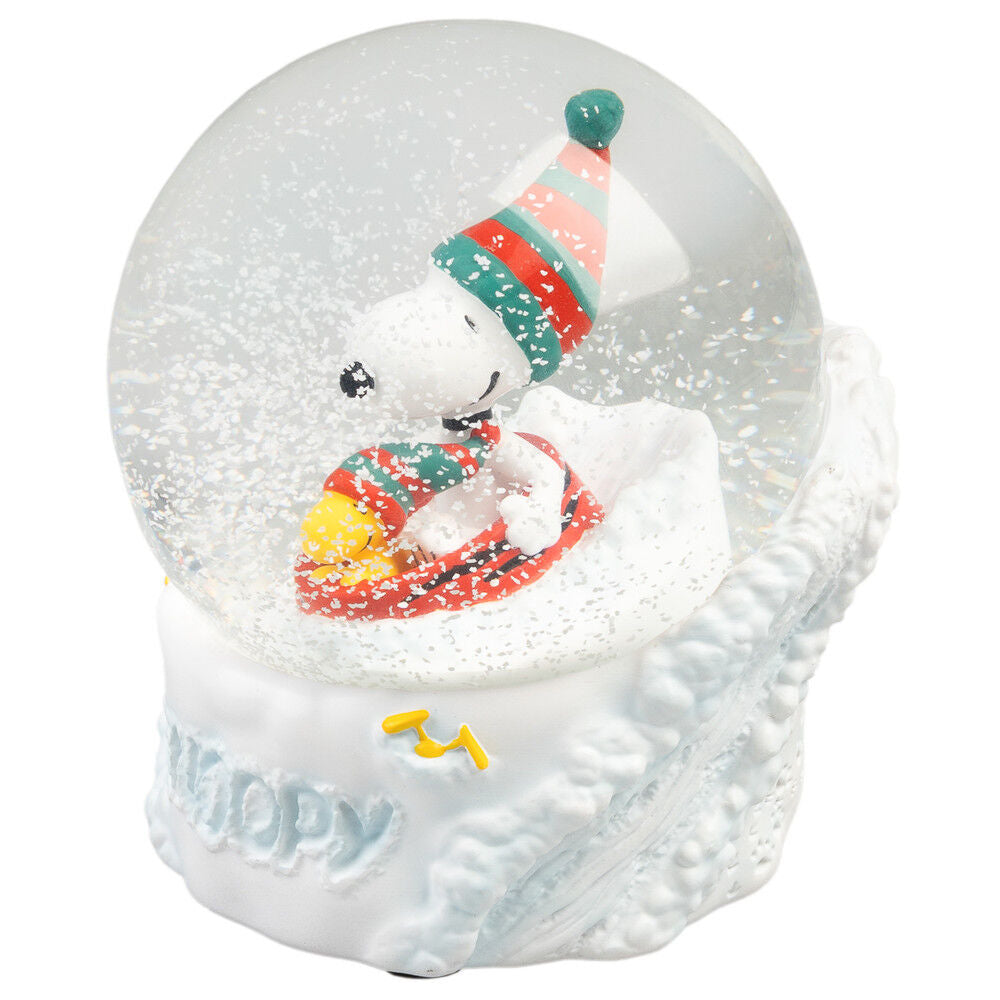 Snoopy Snow Globe
