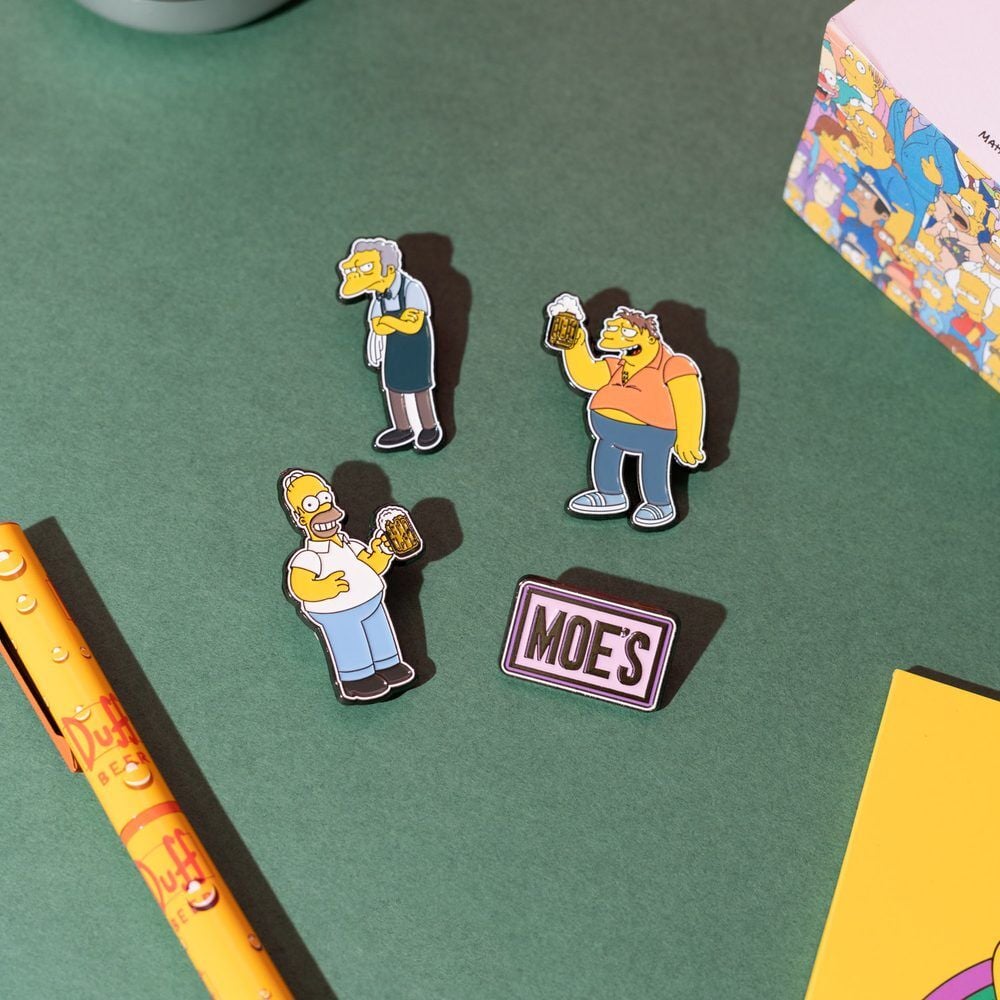 Set of 4 pins Moe's Tavern The Simpsons