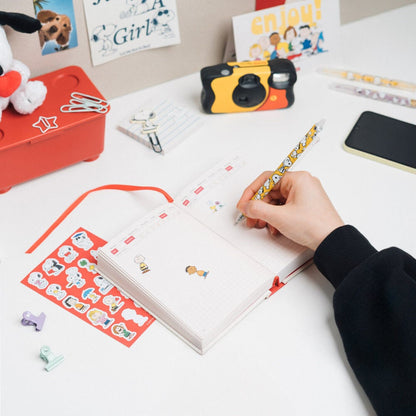 A6 undated day-per-page Snoopy diary with Snoopy