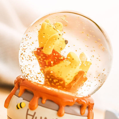 Disney Winnie the Pooh Snow Globe