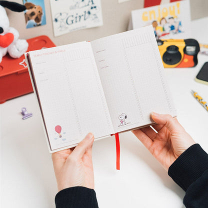 A6 undated day-per-page Snoopy diary with Snoopy