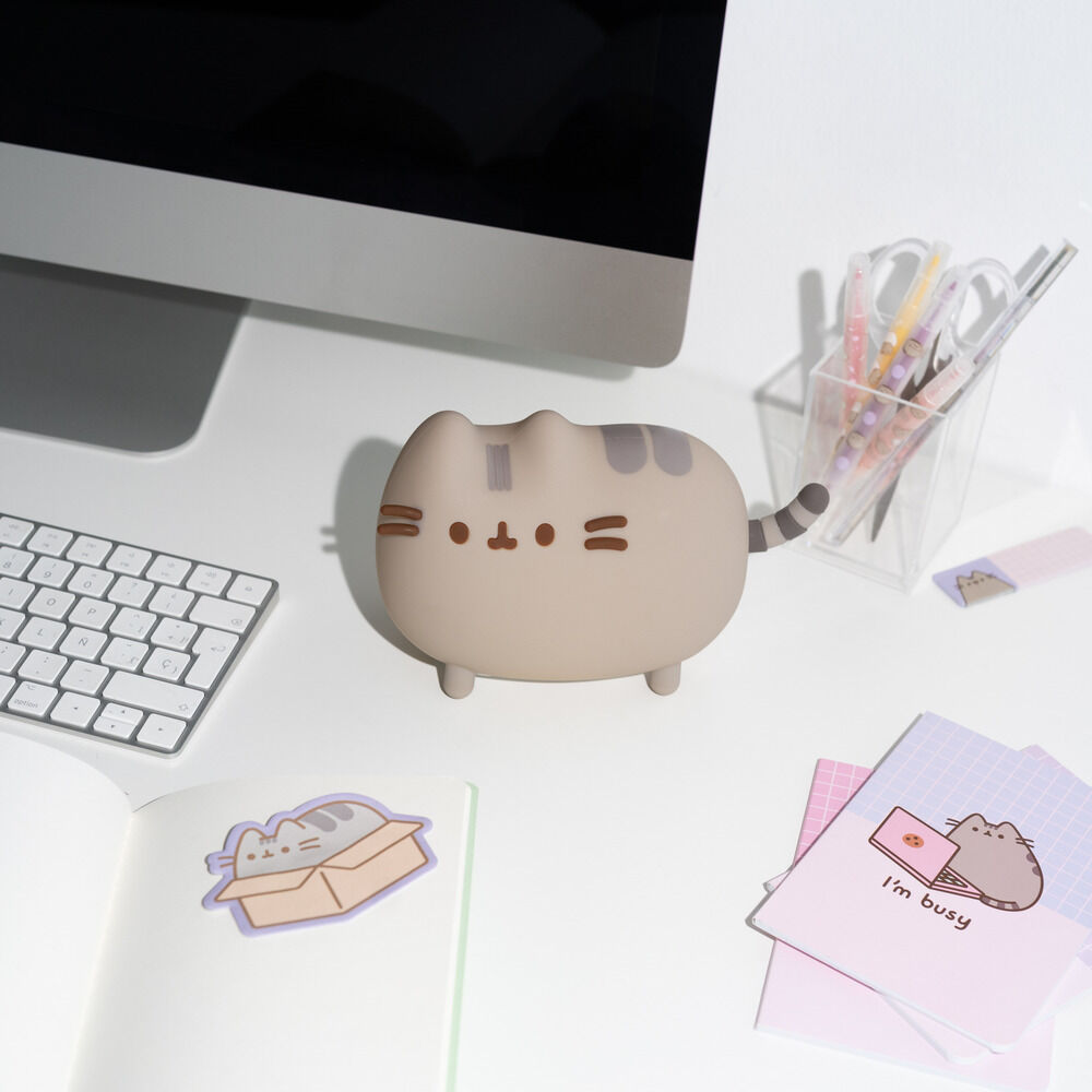 Pusheen Squishy Lamp